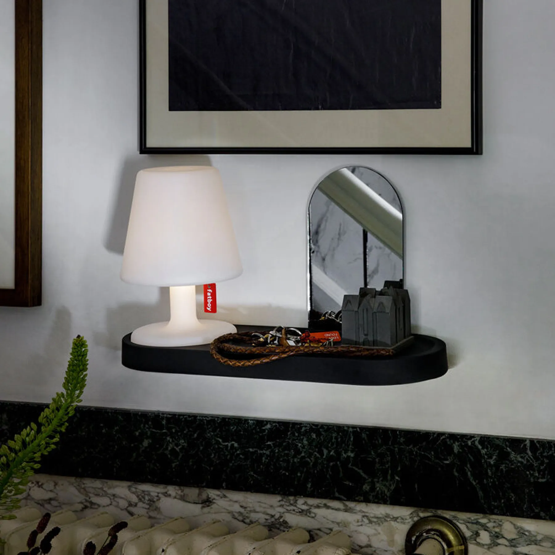 Fatboy Edison the Petit Residence Étagère murale pour Edison the Petit, black, 46x17.5x25.1 cm