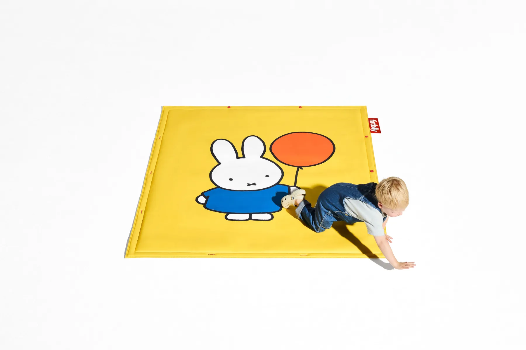 Fatboy Flying Carpet x Miffy Tapis de jeu Miffy, jaune, 180x140 cm
