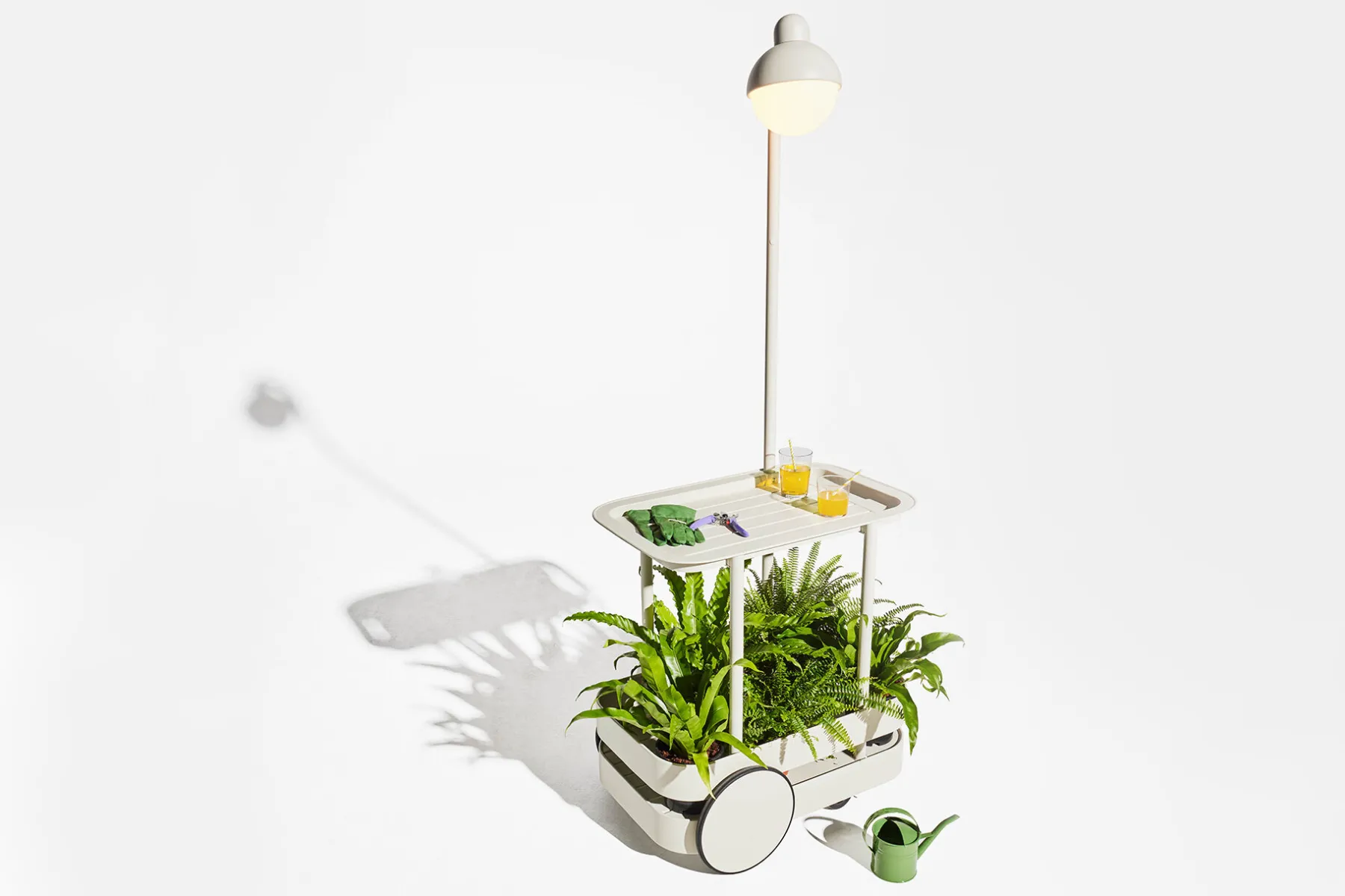 Fatboy Jolly Trolley Table de bar mobile, blanc, 78x55x200 cm
