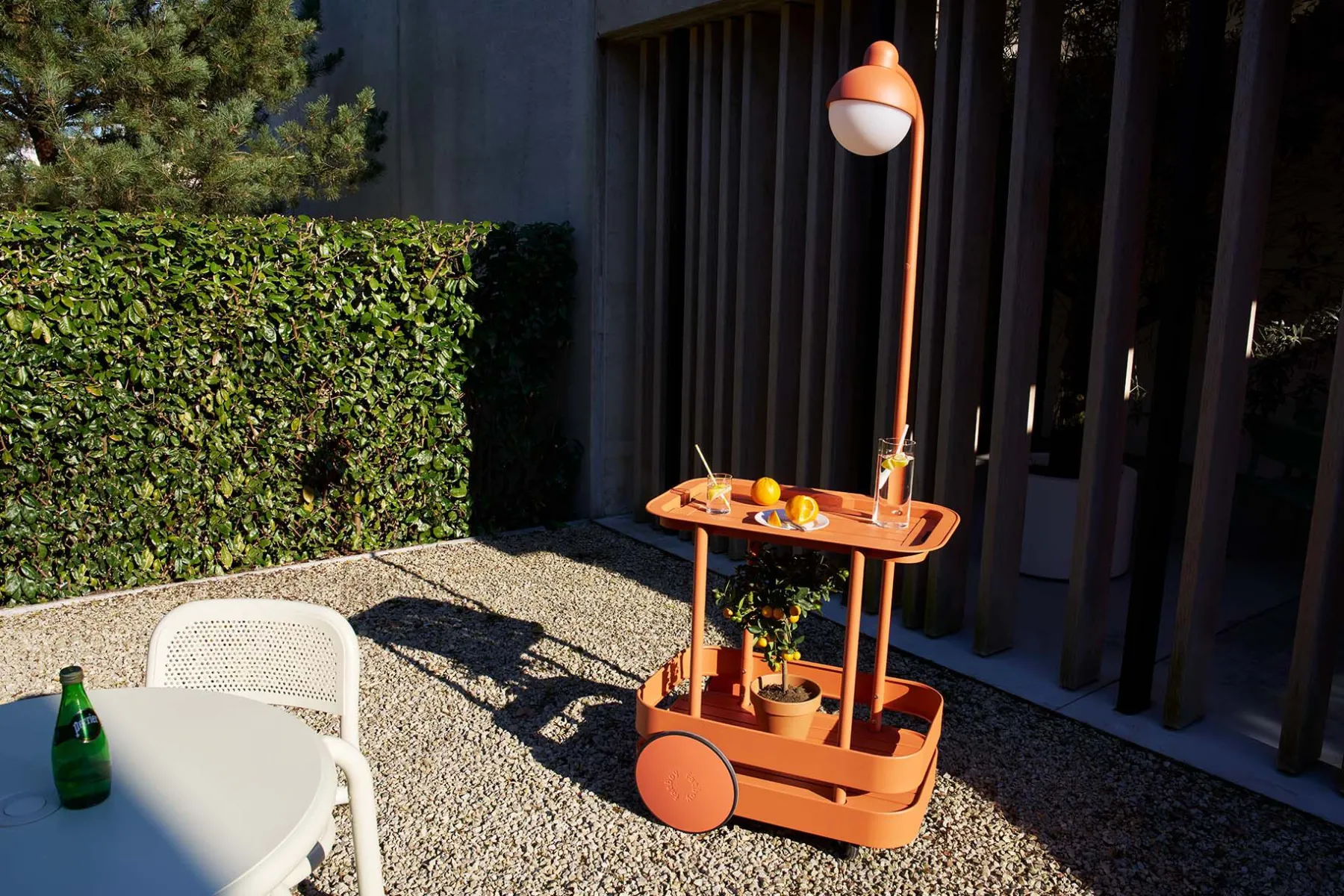 Fatboy Jolly Trolley Table de bar mobile, vert, 78x55x200 cm